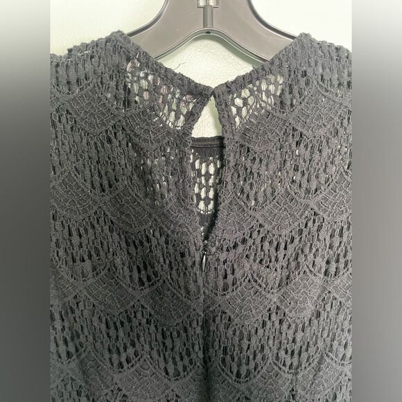 Kendall & Kylie Black Fit and Flare Keyhole Goth Lace Overlay Dress SZ M - Picture 6 of 10